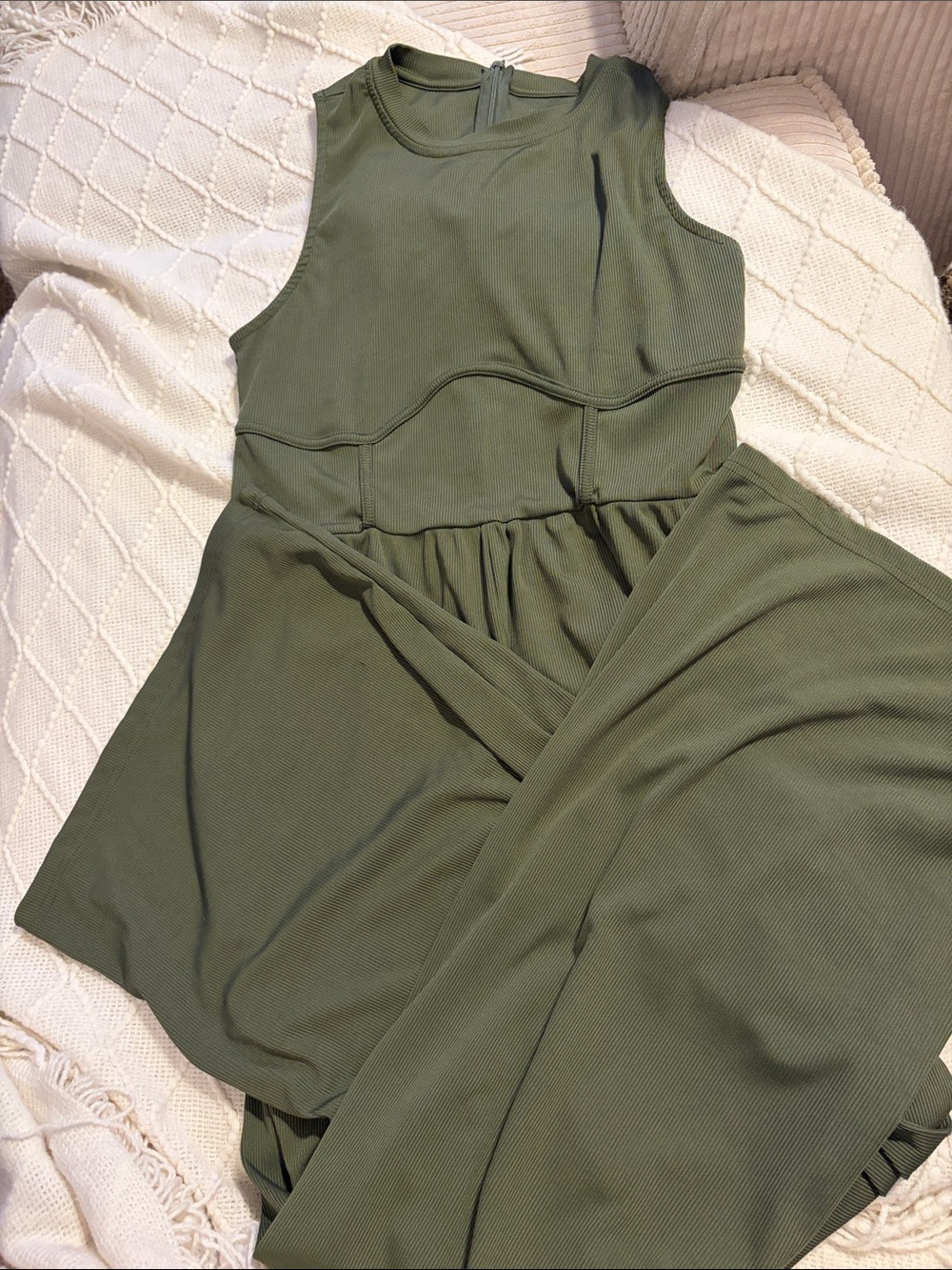 Women's Olive Green Sleeveless Jumpsuit